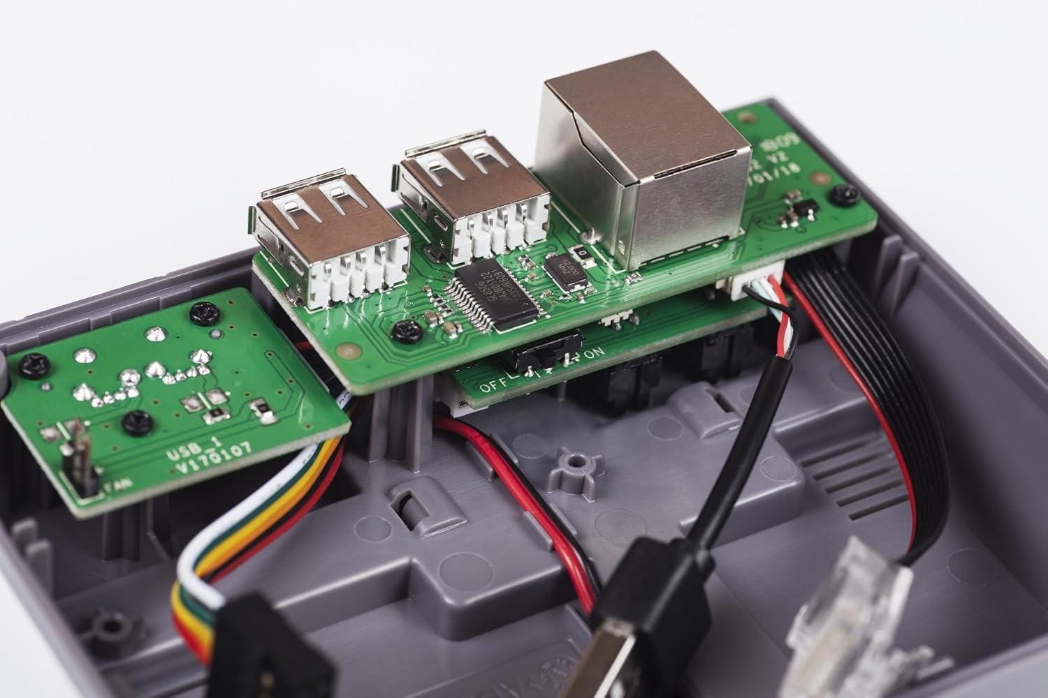 Retroflag NESPi Case Plus con  - Raspberry Pi recensione e prezzo