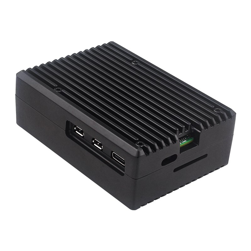 Raspberry Pi 5 Custodia in leg - Pi Cooler recensione e prezzo